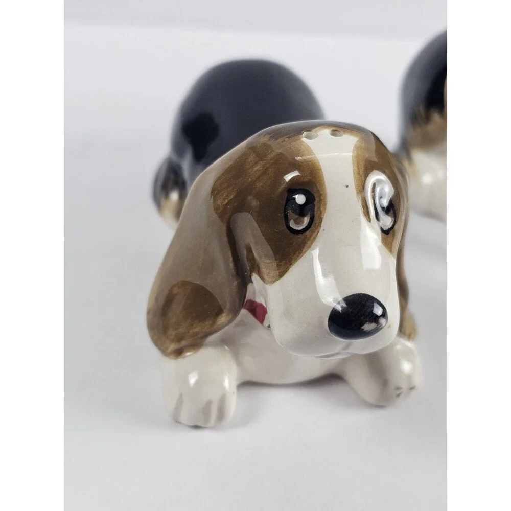 Pioneer Woman Charlie & Walter Basset Hound Dog Ceramic Salt and Pepper Shakers
